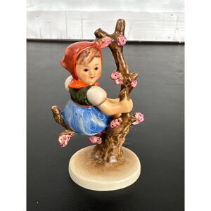 1970-1990 Hummel Goebel Apple Tree Girl #141